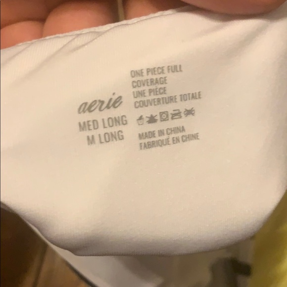 American eagle one piece cut out medium long swim - Picture 4 of 4